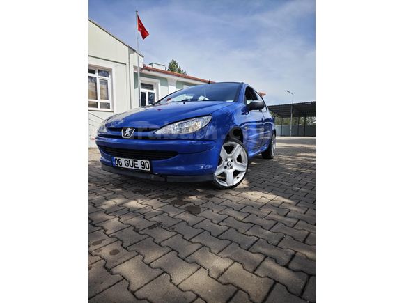 Sahibinden Peugeot 206 1.4 XR 2001 Model