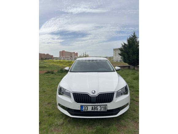 2018 SKODA SUPERB 1.6 TDI COMFORT 120 KM TERTEMİZ 