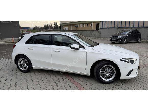 2019 MODEL MERCEDES A180d YENİ KASA HATASIZ