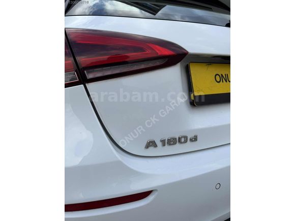 2019 MODEL MERCEDES A180d YENİ KASA HATASIZ