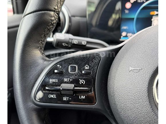2019 MODEL MERCEDES A180d YENİ KASA HATASIZ
