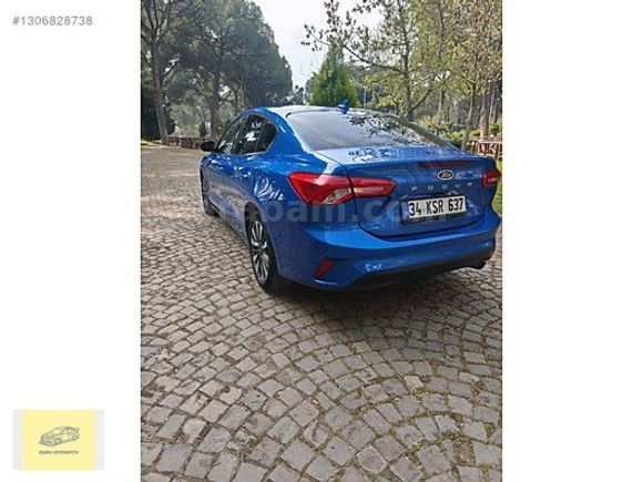 BOYASIZ DEĞİŞENSİZ FORD UN ÖZEL RENGİ FOCUS