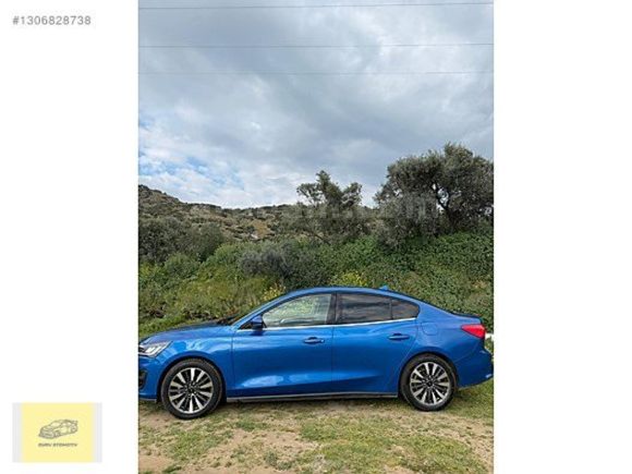 BOYASIZ DEĞİŞENSİZ FORD UN ÖZEL RENGİ FOCUS