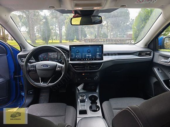 BOYASIZ DEĞİŞENSİZ FORD UN ÖZEL RENGİ FOCUS