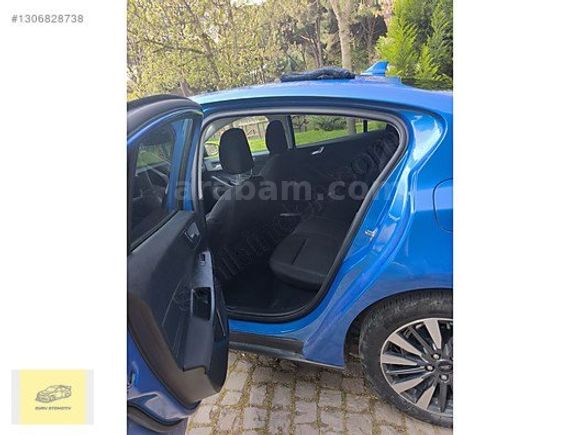BOYASIZ DEĞİŞENSİZ FORD UN ÖZEL RENGİ FOCUS
