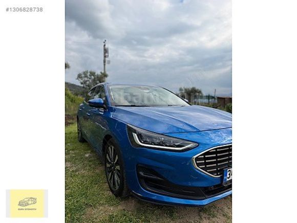 BOYASIZ DEĞİŞENSİZ FORD UN ÖZEL RENGİ FOCUS