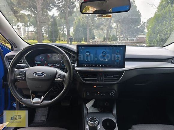 BOYASIZ DEĞİŞENSİZ FORD UN ÖZEL RENGİ FOCUS