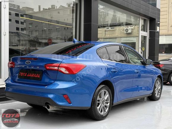 TOYS GARAGE 2025 FORD FOCUS TİTANİUM STİL HATASIZ SERVİS BAKIMLI