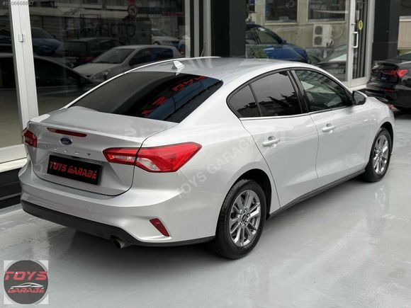 TOYS GARAGE 2025 FORD FOCUS TİTANİUM STIL HATASIZ SERVİS BAKIMLI