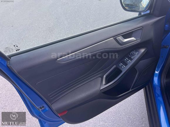 MUTLUDAN BOYASIZ HATASIZ 2025 FORD FOCUS 1.5 ECOBLUE TİTANİUM X