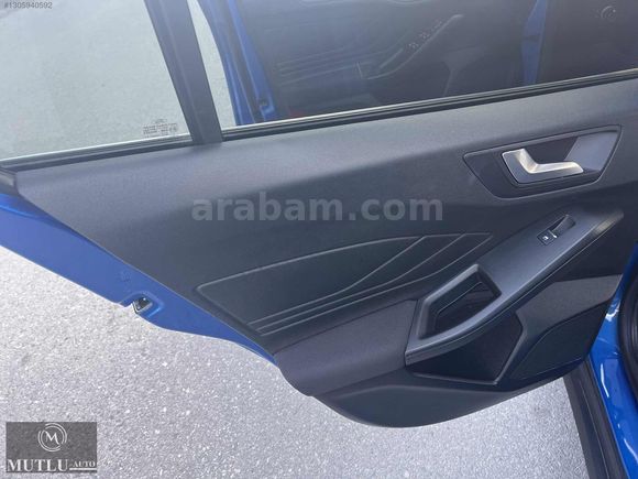 MUTLUDAN BOYASIZ HATASIZ 2025 FORD FOCUS 1.5 ECOBLUE TİTANİUM X