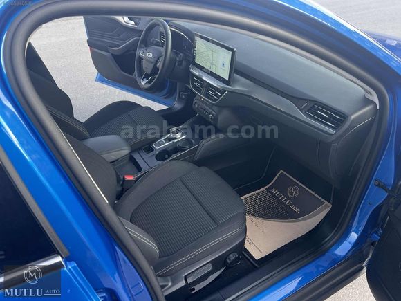 MUTLUDAN BOYASIZ HATASIZ 2025 FORD FOCUS 1.5 ECOBLUE TİTANİUM X