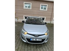 Sahibinden Hyundai i20 1.2 D-CVVT Jump 2012 Model  95.000 km Gri (Gümüş)