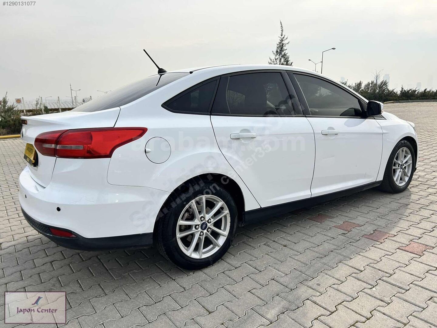 FORD FOCUS 1.5 TDCİ TREND X POWERSHİFT SEDAN 3