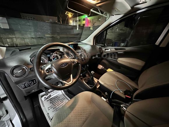 Sahibinden Ford Tourneo Courier 1.6 TDCi Titanium Plus 2015 Model 