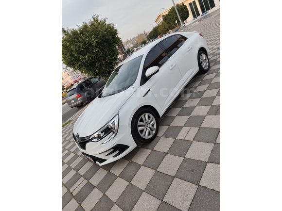 Sahibinden Renault Megane 1.3 TCe Joy 2021 Model