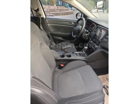 Sahibinden Renault Megane 1.3 TCe Joy 2021 Model