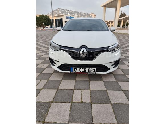 Sahibinden Renault Megane 1.3 TCe Joy 2021 Model