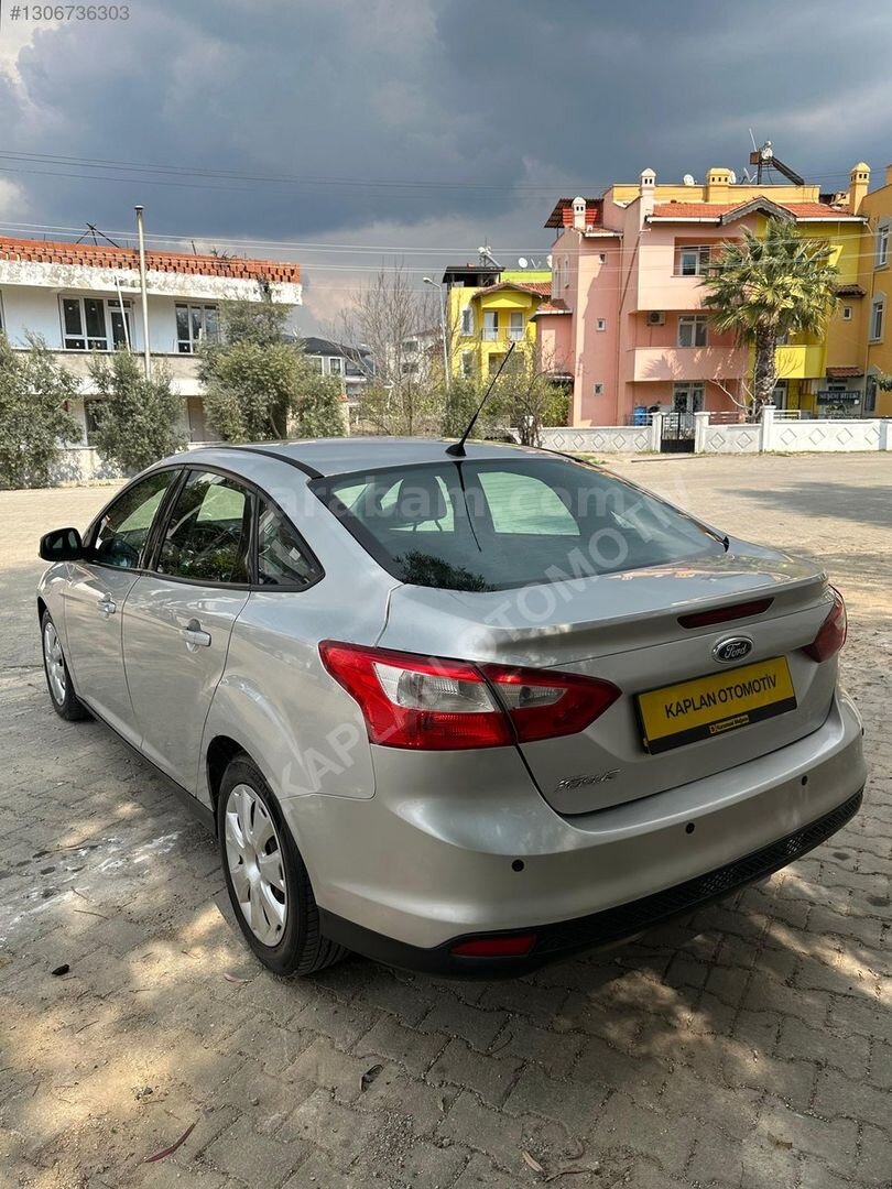 Galeriden Ford Focus 1.6 TDCi Trend 2013 Model Muğla 123.000 km Gri 4