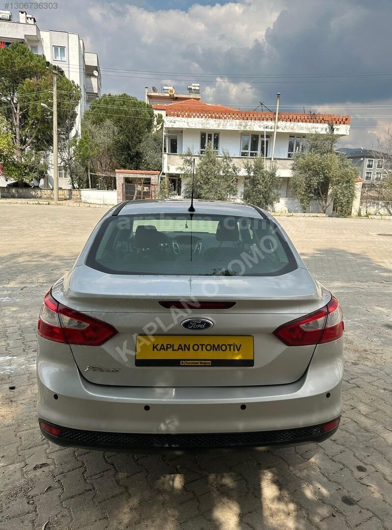 Galeriden Ford Focus 1.6 TDCi Trend 2013 Model Muğla 123.000 km Gri 5