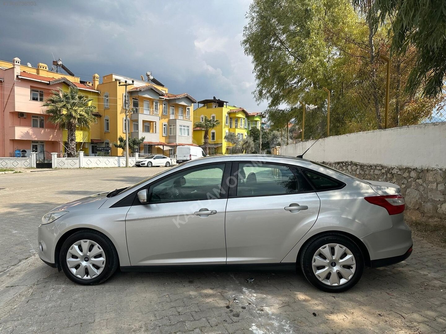 Galeriden Ford Focus 1.6 TDCi Trend 2013 Model Muğla 123.000 km Gri 3