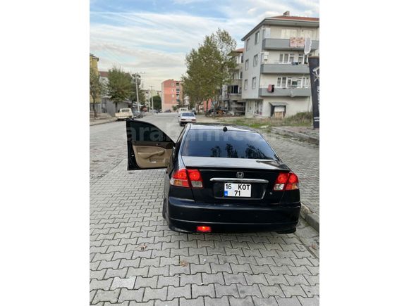 Sahibinden Honda Civic 1.6i VTEC LS 2004 Model 