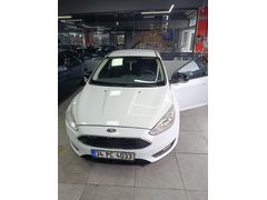 Sahibinden Ford Focus 1.5 TDCi Trend X 2015 Model  215.000 km Beyaz