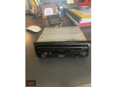 Sony 2.el Teyp CDX-G1200U CD-USB 2 AMFİ ÇIKIŞLI ÇOK TEMİZZ