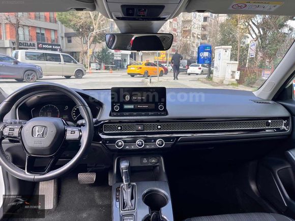 NUR OTODAN HATASIZ BOYASIZ CİVİC ECO ELEGANCE 182HP