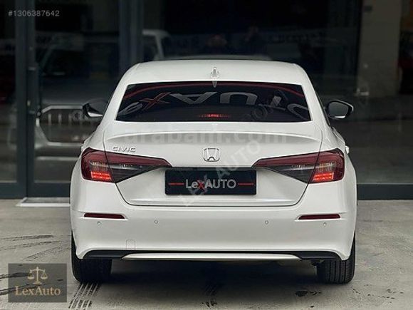 "LexAUTO" 2025 HONDA CİVİC ECO ELEGANCE PLUS FAB.LPG SEDEF BEYAZ