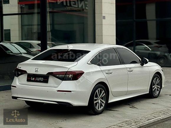 "LexAUTO" 2025 HONDA CİVİC ECO ELEGANCE PLUS FAB.LPG SEDEF BEYAZ