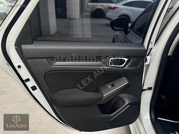 "LexAUTO" 2025 HONDA CİVİC ECO ELEGANCE PLUS FAB.LPG SEDEF BEYAZ