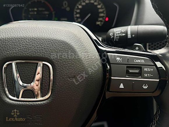 "LexAUTO" 2025 HONDA CİVİC ECO ELEGANCE PLUS FAB.LPG SEDEF BEYAZ