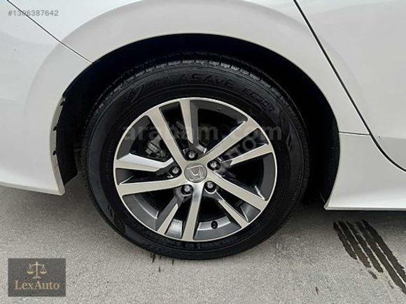 "LexAUTO" 2025 HONDA CİVİC ECO ELEGANCE PLUS FAB.LPG SEDEF BEYAZ