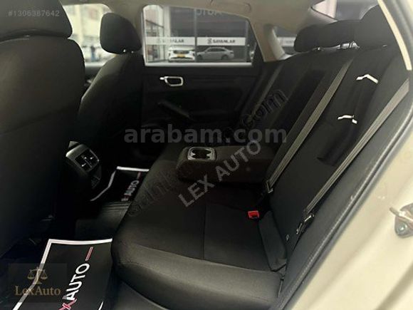 "LexAUTO" 2025 HONDA CİVİC ECO ELEGANCE PLUS FAB.LPG SEDEF BEYAZ