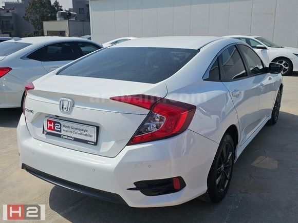 ÇAMKIRAN H2 GAZİEMİR'den2021 Honda Civic 1.6 Elegance OTM