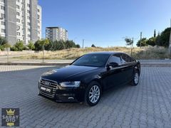 TR DE TEK A4 SADECE 121.000 KM HATASIZ 177 BG İLK PLAKA