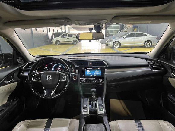 2017/HONDA CIVIK/ECO EXECUTİVE/FULL+FULL/EMALSIZ TEMZLİKTE