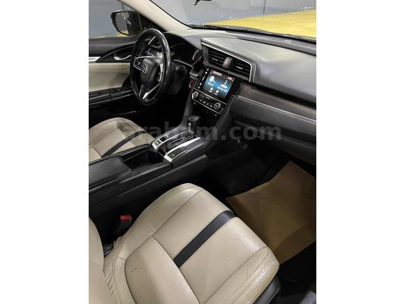 2017/HONDA CIVIK/ECO EXECUTİVE/FULL+FULL/EMALSIZ TEMZLİKTE