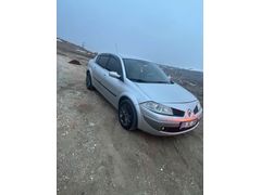 Sahibinden Renault Megane 1.5 dCi Privilege 2009 Model  365.000 km Gri (Gümüş)