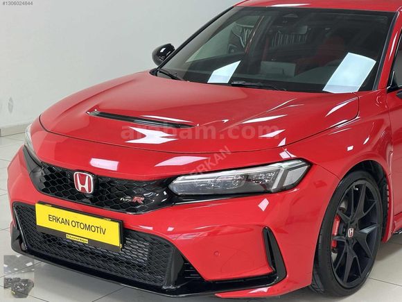 TR'de TEK 2025 2.0 Type-R 329HP HATASIZ KIRMIZI ÖZEL PLAKA