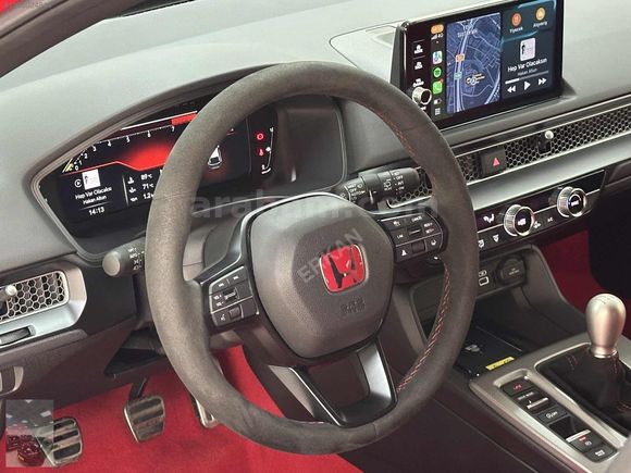 TR'de TEK 2025 2.0 Type-R 329HP HATASIZ KIRMIZI ÖZEL PLAKA