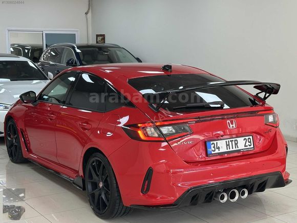 TR'de TEK 2025 2.0 Type-R 329HP HATASIZ KIRMIZI ÖZEL PLAKA