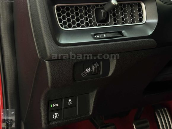 TR'de TEK 2025 2.0 Type-R 329HP HATASIZ KIRMIZI ÖZEL PLAKA