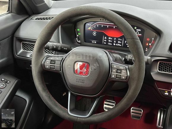 TR'de TEK 2025 2.0 Type-R 329HP HATASIZ KIRMIZI ÖZEL PLAKA