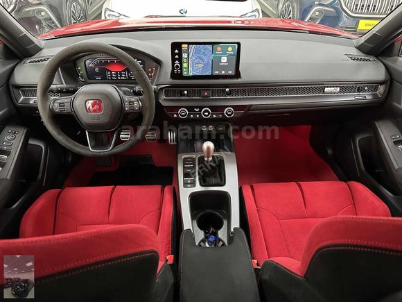 TR'de TEK 2025 2.0 Type-R 329HP HATASIZ KIRMIZI ÖZEL PLAKA