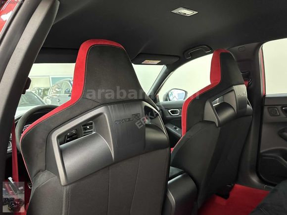 TR'de TEK 2025 2.0 Type-R 329HP HATASIZ KIRMIZI ÖZEL PLAKA