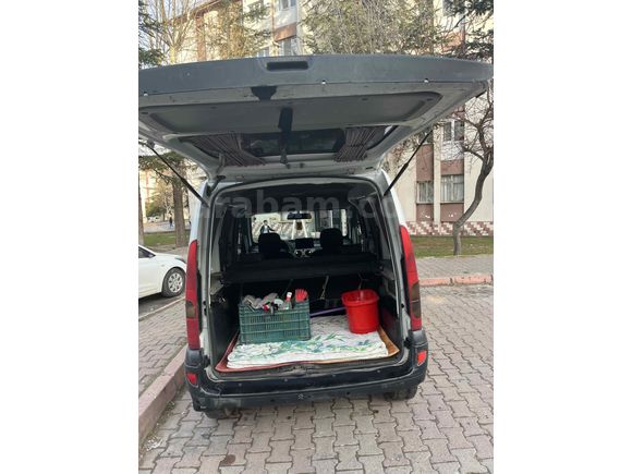 Sahibinden Renault Kangoo Multix 1.5 dCi Authentique 2004 Model  242.000 km Beyaz