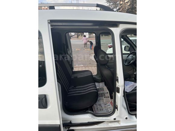 Sahibinden Renault Kangoo Multix 1.5 dCi Authentique 2004 Model  242.000 km Beyaz