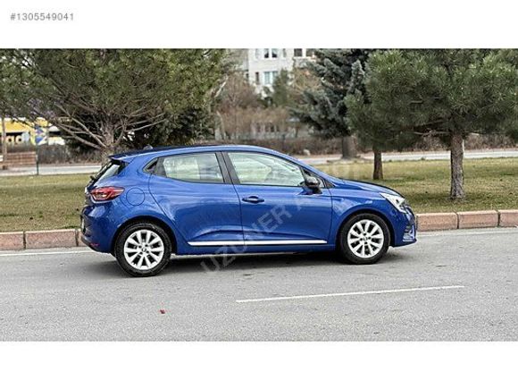 UZUNER AUTO'Dan 2023 model clio 77 bin km. Hatasız boyasız